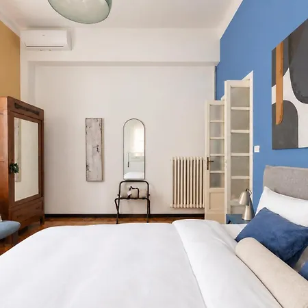 Design Deco Three Bedroom In Downtown