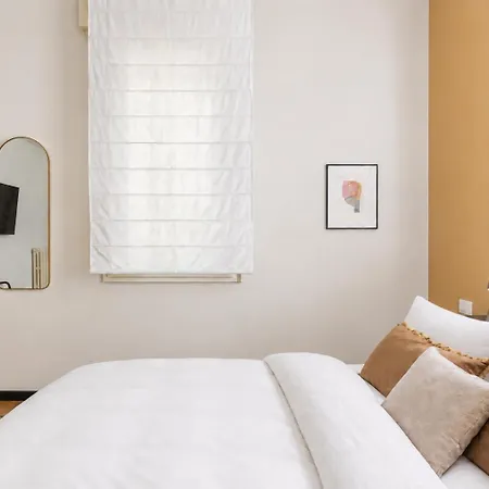 Design Deco Three Bedroom In Downtown *