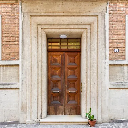 Appartement Design Deco Three Bedroom In Downtown Bologne